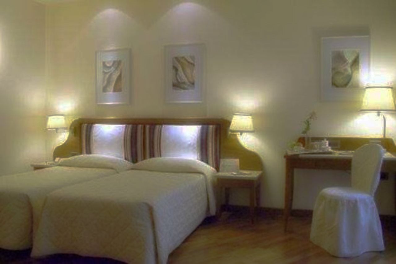 B&B Hotel Firenze Laurus Al Duomo Exterior foto